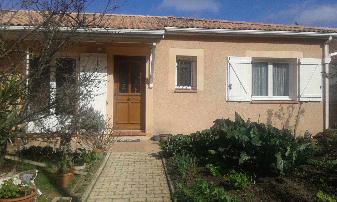 Jolie Centre Auterive En Direction De Foix A 25 Km De Toulouse Homestay *